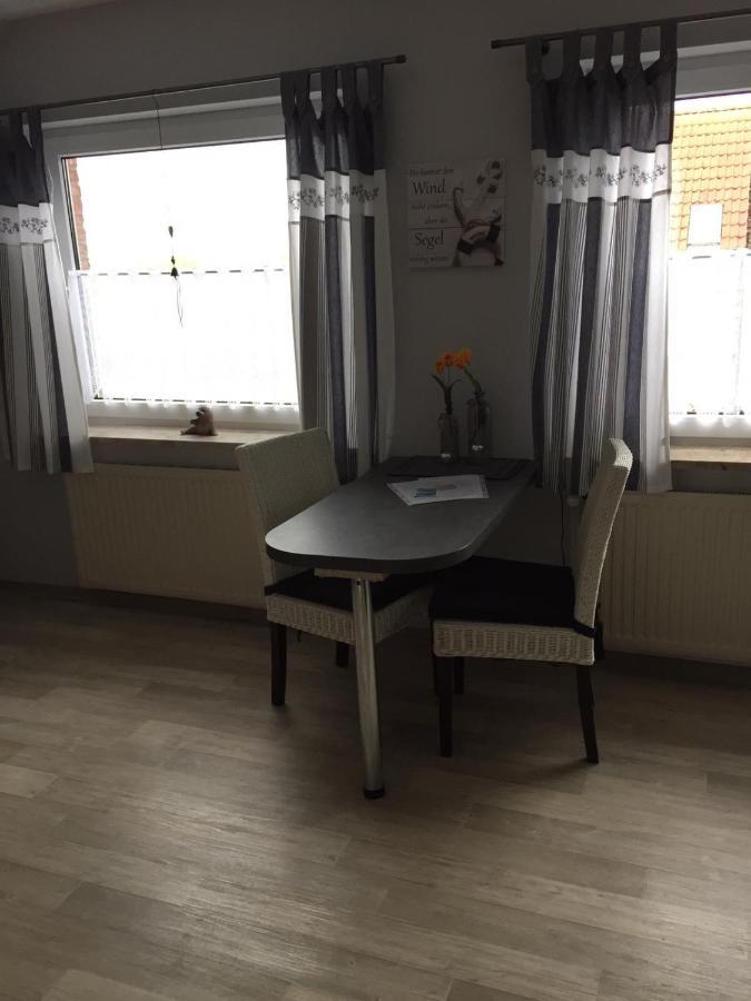 Ferienwohnung Heimathafen Werdum Esterno foto
