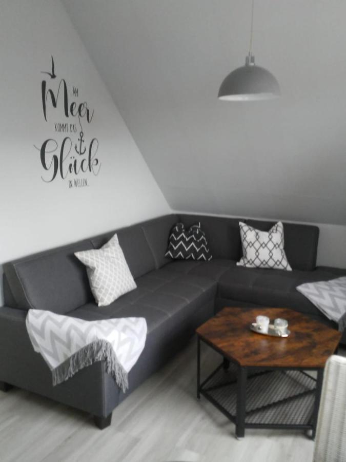 Ferienwohnung Heimathafen Werdum Esterno foto
